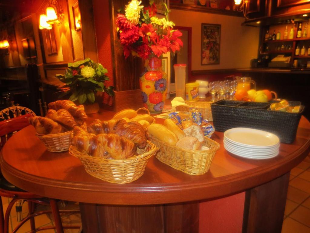 Hotellerie Du Centre Salies-du-Salat 외부 사진